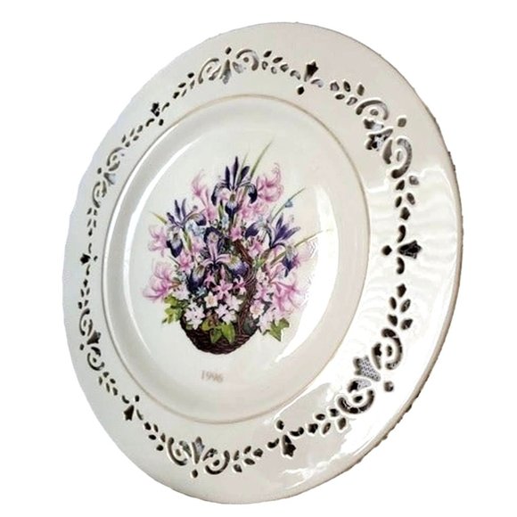 LENOX Plate Collectible Colonial Bouquet 1996 Vintage 24K gold trim - Picture 8 of 8